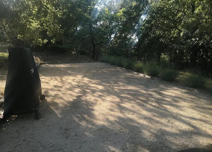 Studio au calme vue sur garlaban